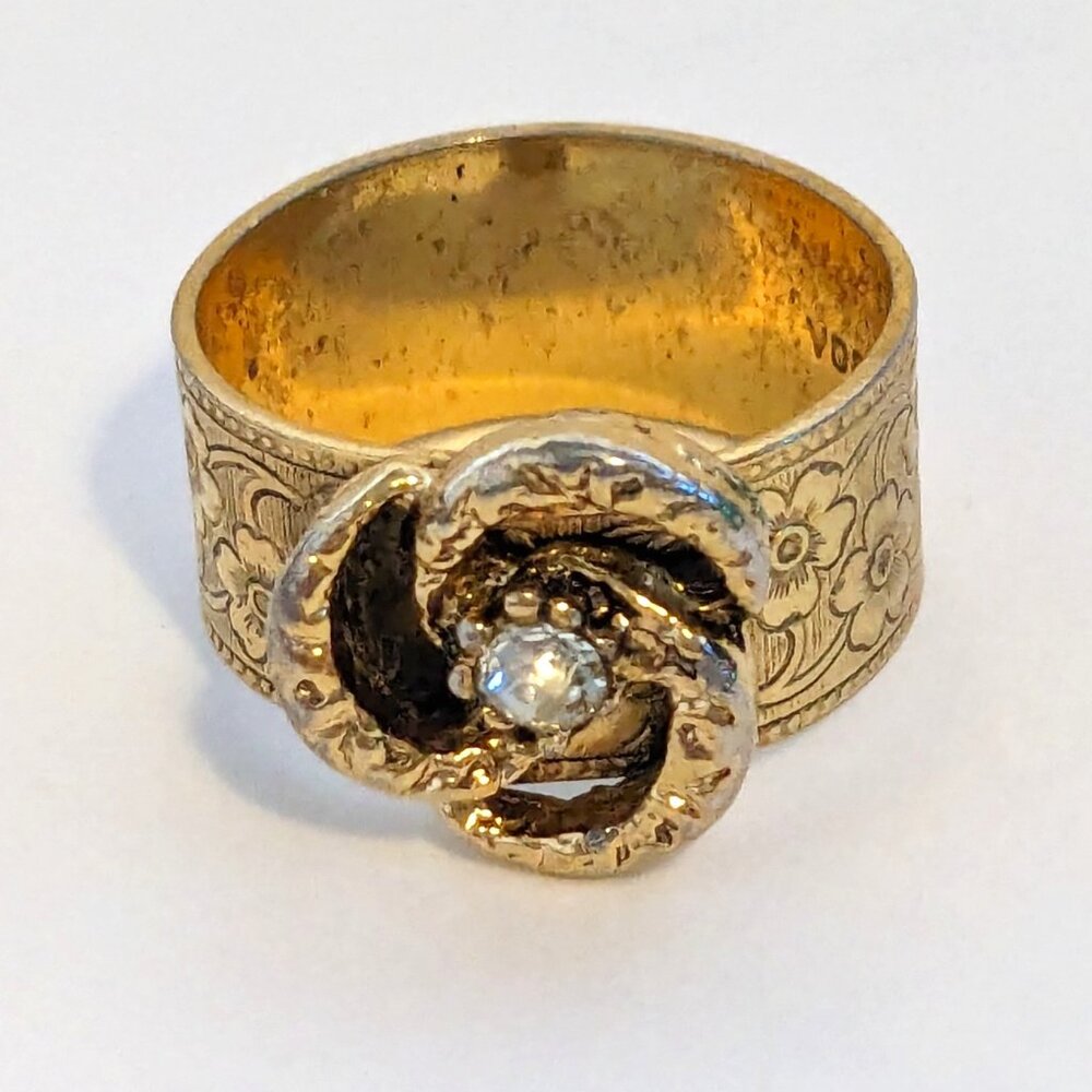 Vintage VOGUE Floral Etched Adjustable Gold Tone Ring Size 7